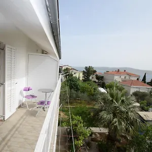 https://apartment-duda-stari-grad.hotelinzadar.com